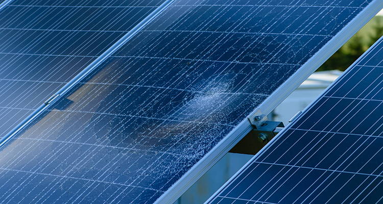 Qualität von Solarmodulen: „Muss sich ernsthaft erst jemand verletzen?“